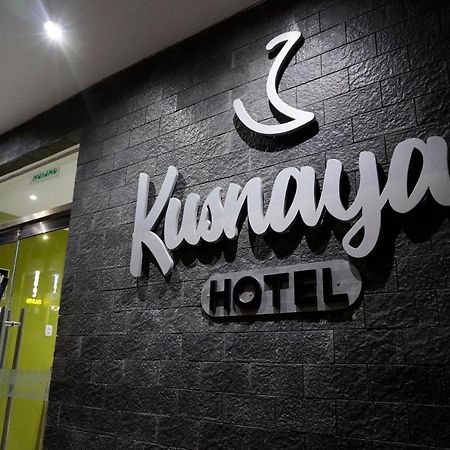 Hotel Kusnaya Пиура Екстериор снимка