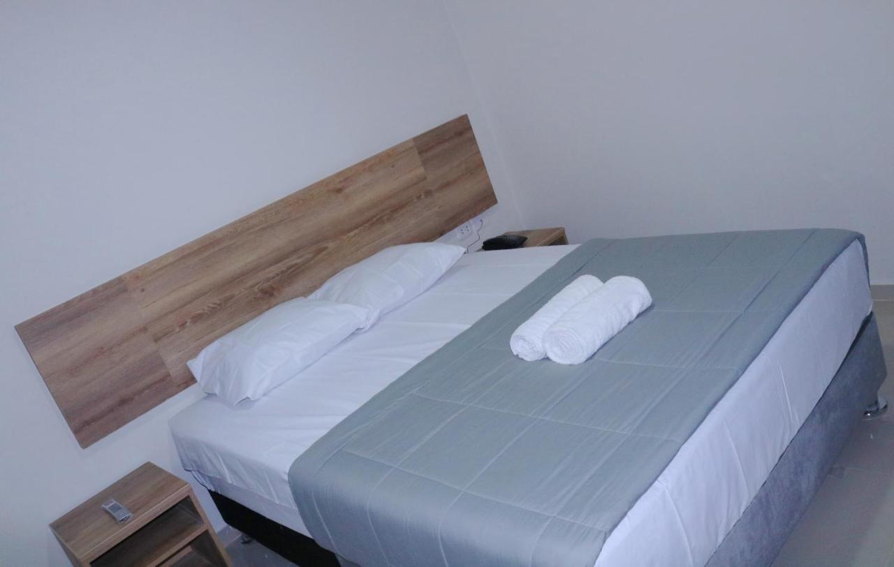 Hotel Kusnaya Пиура Екстериор снимка