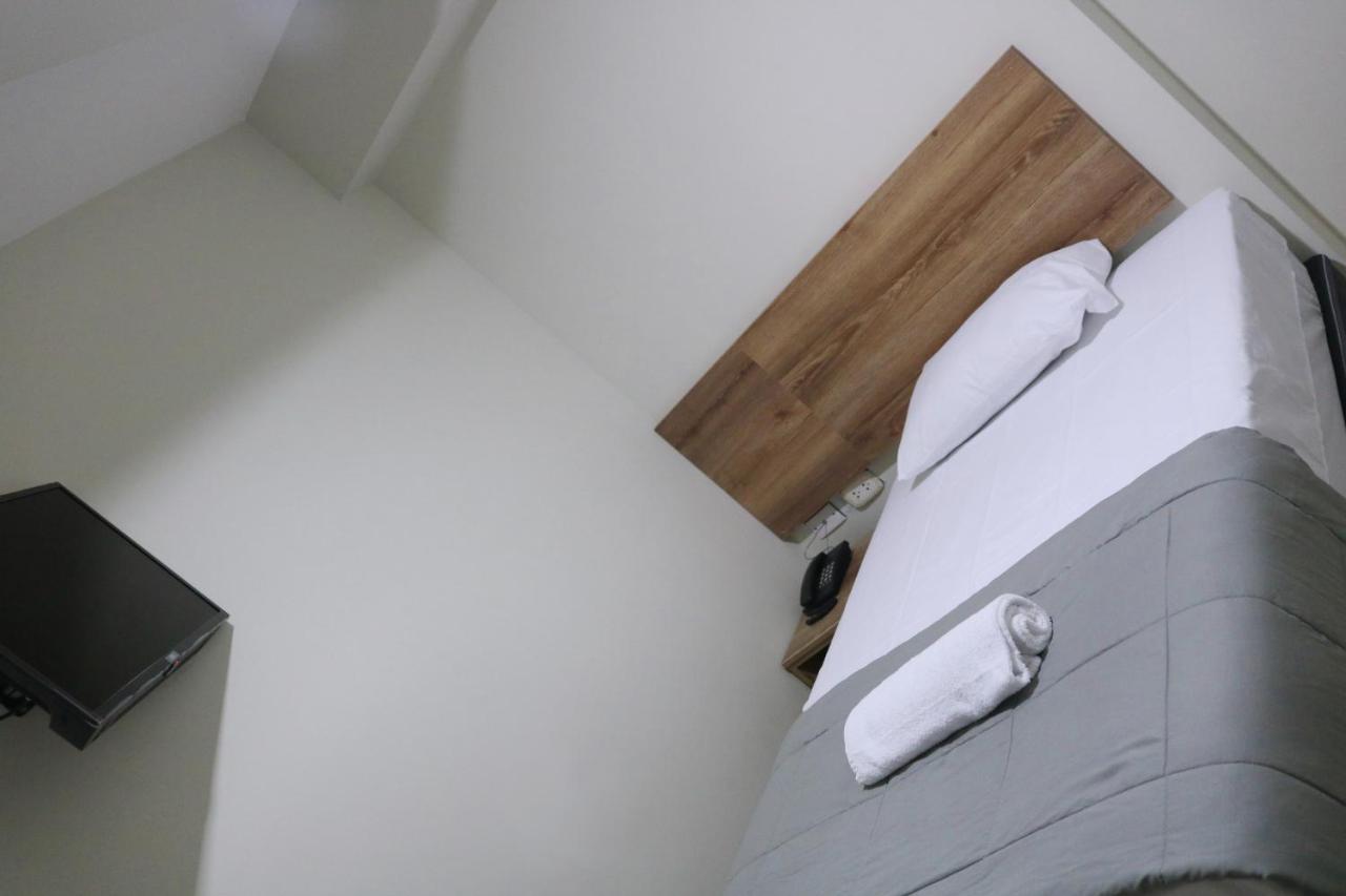 Hotel Kusnaya Пиура Екстериор снимка