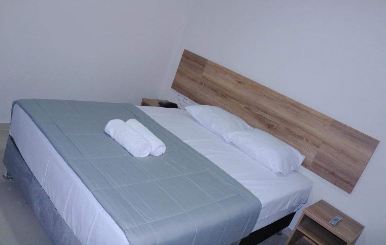 Hotel Kusnaya Пиура Екстериор снимка